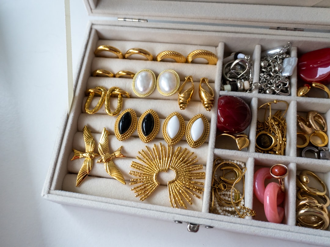Photo accessories statement